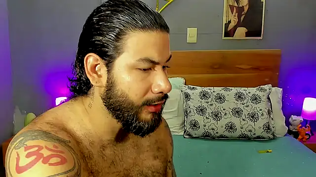 Snapshot of Prometeo-grizzly chatting on 01.10.26 Prometeo-grizzly online show from 01.10.26