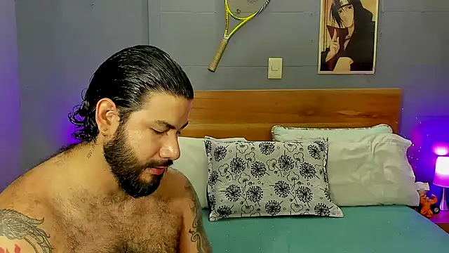 Snapshot of Prometeo-grizzly chatting on 01.13.26 Prometeo-grizzly online show from 01.13.26