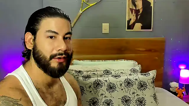 Snapshot of Prometeo-grizzly chatting on 02.05.26 Prometeo-grizzly online show from 02.05.26