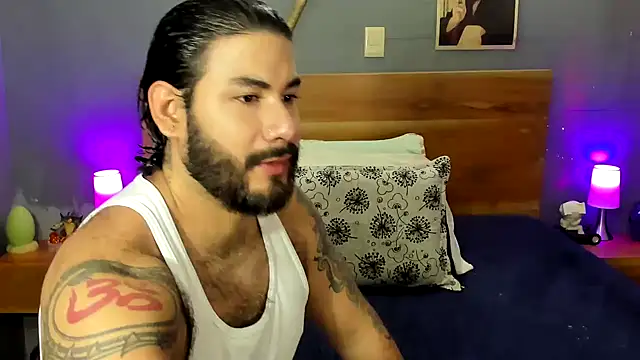 Snapshot of Prometeo-grizzly chatting on 02.08.26 Prometeo-grizzly online show from 02.08.26