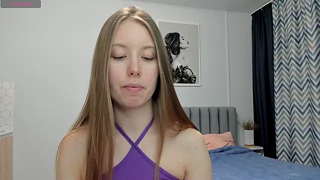 Snapshot of Peggy_Beauty chatting on 12.02.24 Peggy Beauty online show from 12.02.24