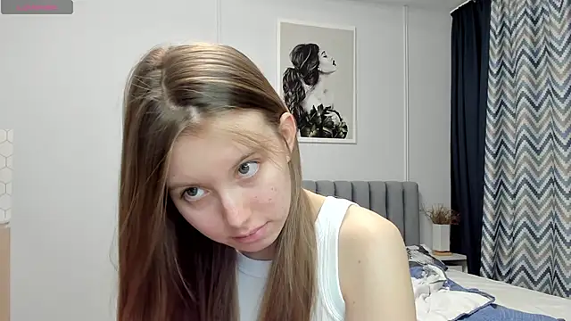 Snapshot of Peggy_Beauty chatting on 12.13.24 Peggy Beauty online show from 12.13.24