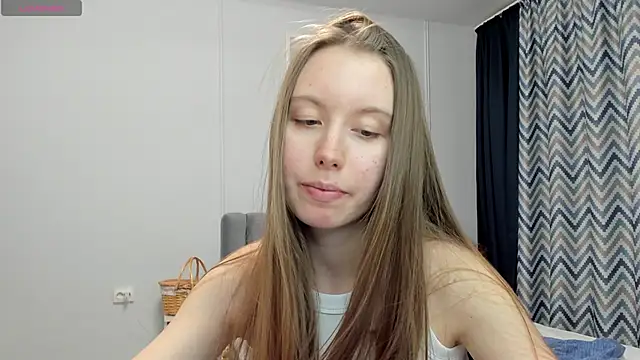 Snapshot of Peggy_Beauty chatting on 12.14.24 Peggy Beauty online show from 12.14.24