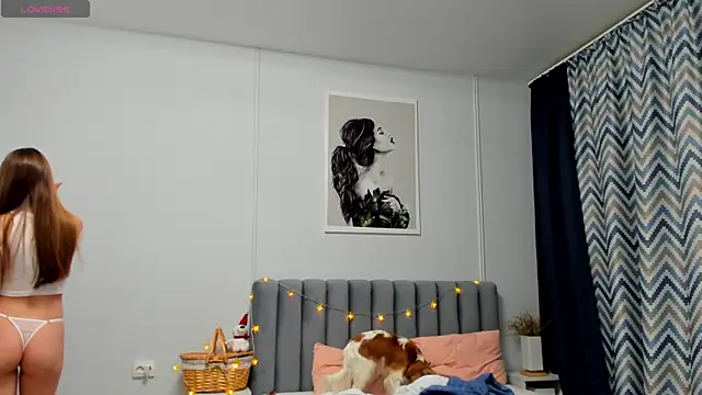 Snapshot of Peggy_Beauty chatting on 12.28.24 Peggy Beauty online show from 12.28.24