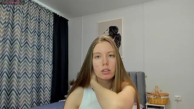 Snapshot of Peggy_Beauty chatting on 02.08.25 Peggy Beauty online show from 02.08.25