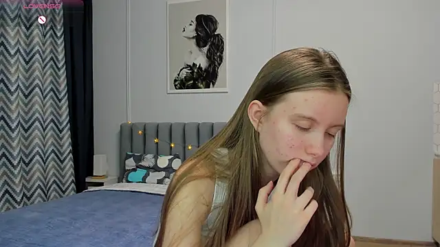 Snapshot of Peggy_Beauty chatting on 02.23.25 Peggy Beauty online show from 02.23.25