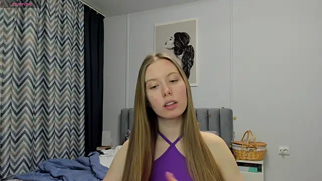 Snapshot of Peggy_Beauty chatting on 03.05.25 Peggy Beauty online show from 03.05.25