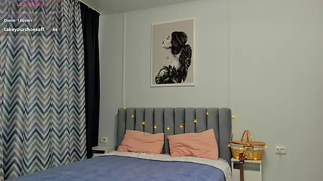 Snapshot of Peggy_Beauty chatting on 03.20.25 Peggy Beauty online show from 03.20.25