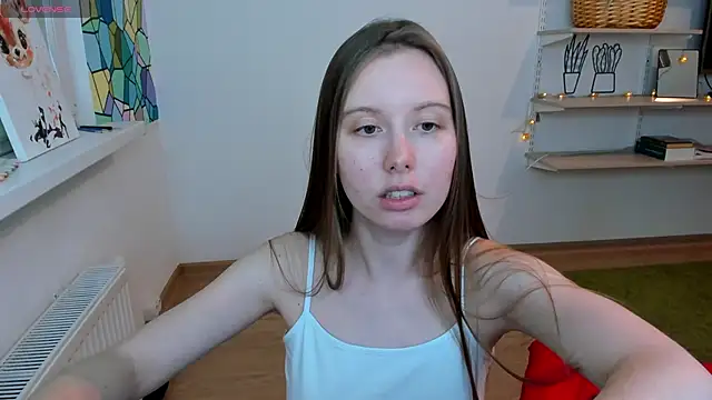 Snapshot of Peggy_Beauty chatting on 10.04.25 Peggy Beauty online show from 10.04.25