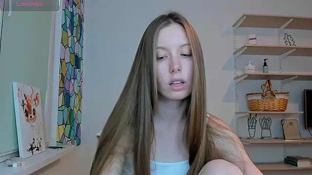 Snapshot of Peggy_Beauty chatting on 10.15.25 Peggy Beauty online show from 10.15.25