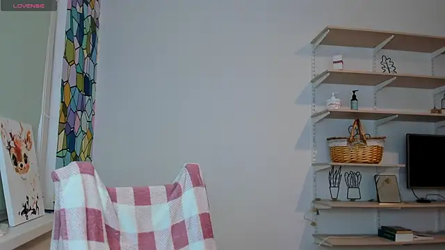 Snapshot of Peggy_Beauty chatting on 11.05.25 Peggy Beauty online show from 11.05.25