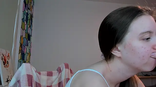 Snapshot of Peggy_Beauty chatting on 11.23.25 Peggy Beauty online show from 11.23.25