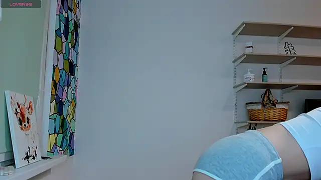 Snapshot of Peggy_Beauty chatting on 12.15.25 Peggy Beauty online show from 12.15.25