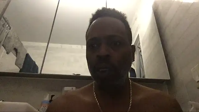 Snapshot of theblacklordmaster chatting on 03.17.25 theblacklordmaster online show from 03.17.25