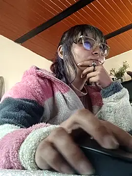 Snapshot of ERIS666 chatting on 04.24.26 ERIS666 online show from 04.24.26