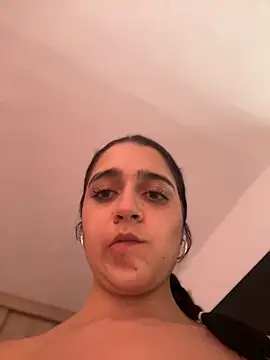 Snapshot of Alicia_Ruiz chatting on 09.16.25 Alicia Ruiz online show from 09.16.25
