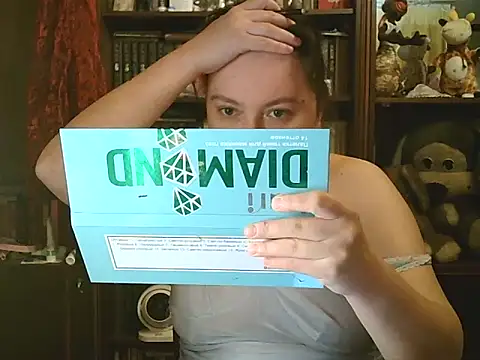 Snapshot of CarrieQPeach chatting on 09.25.25 CarrieQPeach online show from 09.25.25