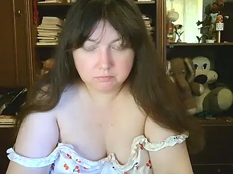 CarrieQPeach online show from 05.18.26