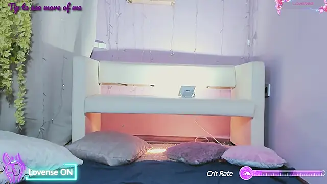 Lollita Lewis online show from 01.25.25