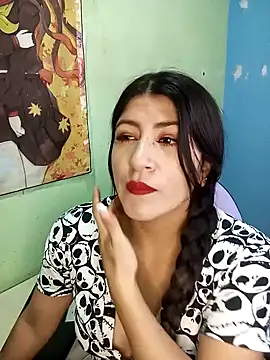 Snapshot of nammy__dirtyhott chatting on 02.06.25 nammy dirtyhott online show from 02.06.25