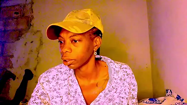 Snapshot of nzanizy chatting on 01.18.25 nzanizy online show from 01.18.25