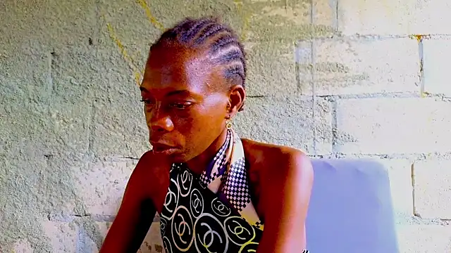 Snapshot of nzanizy chatting on 02.10.25 nzanizy online show from 02.10.25