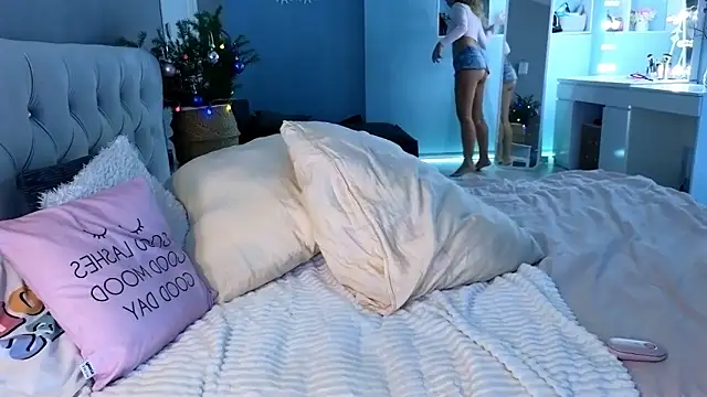 MissSiona online show from 12.18.24