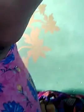 Snapshot of Seema_99 chatting on 02.06.25 Seema 99 online show from 02.06.25