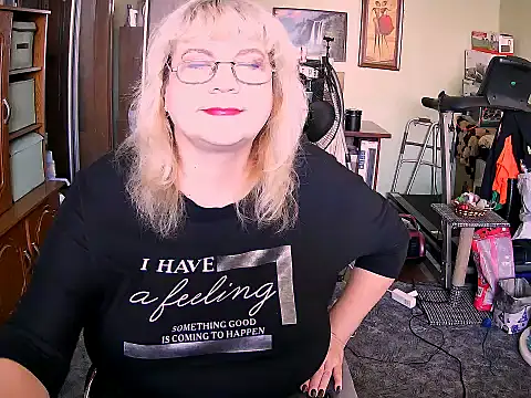 LOLA8888 online show from 09.19.25