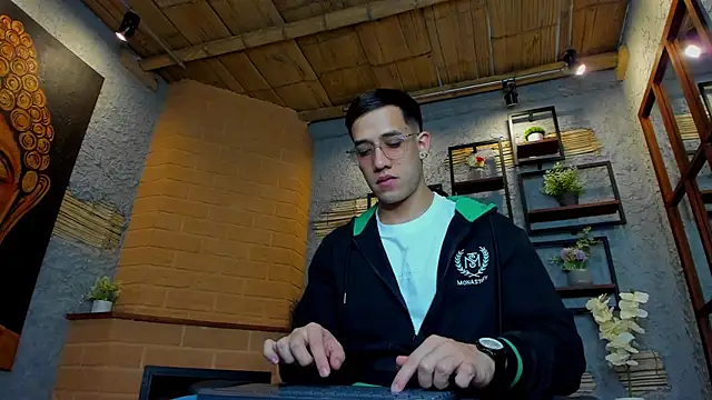 alexgiraldo  online show from 02.21.25