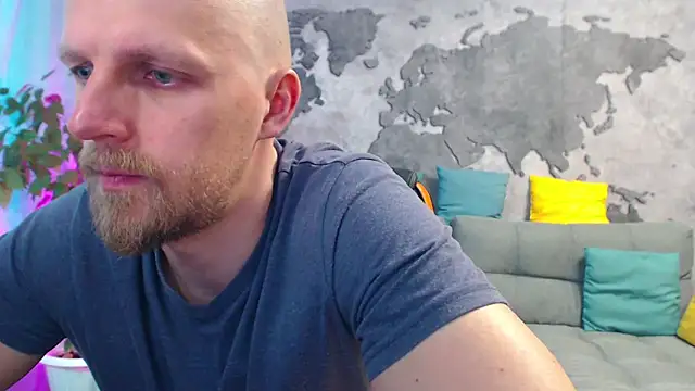 Snapshot of VikingChrisss chatting on 06.15.26 VikingChrisss online show from 06.15.26