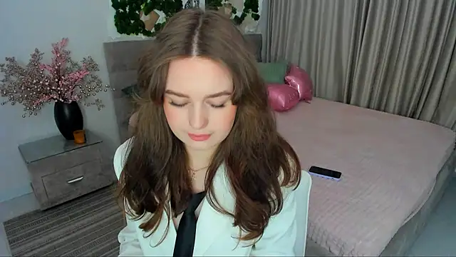 Snapshot of MiracleCurly chatting on 03.13.25 MiracleCurly online show from 03.13.25