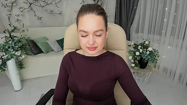 Snapshot of MiracleCurly chatting on 11.11.25 MiracleCurly online show from 11.11.25