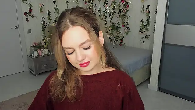 Snapshot of MiracleCurly chatting on 11.30.25 MiracleCurly online show from 11.30.25