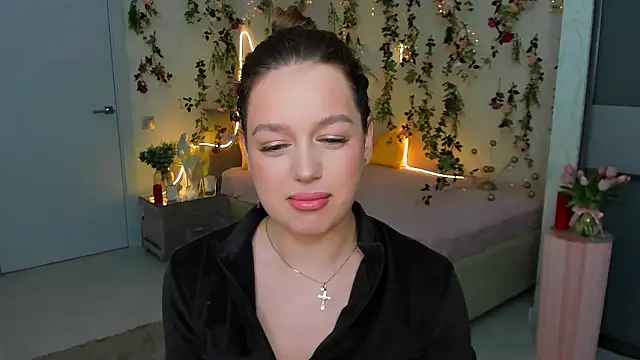 Snapshot of MiracleCurly chatting on 02.01.26 MiracleCurly online show from 02.01.26