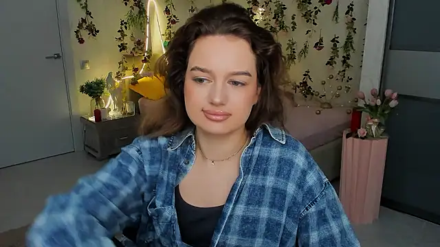 Snapshot of MiracleCurly chatting on 02.08.26 MiracleCurly online show from 02.08.26