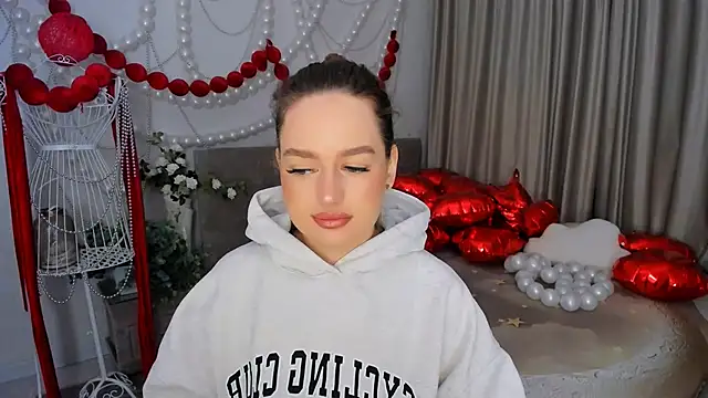 Snapshot of MiracleCurly chatting on 03.05.26 MiracleCurly online show from 03.05.26