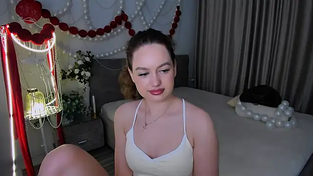 Snapshot of MiracleCurly chatting on 03.30.26 MiracleCurly online show from 03.30.26