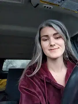 Lilmissvyx online show from 12.11.24