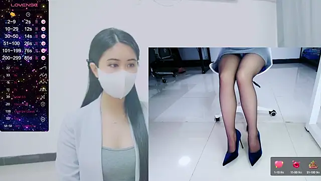 Snapshot of tt50256 chatting on 02.21.25 tt50256 online show from 02.21.25