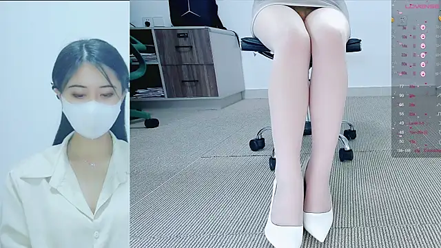 Snapshot of tt50256 chatting on 09.24.25 tt50256 online show from 09.24.25