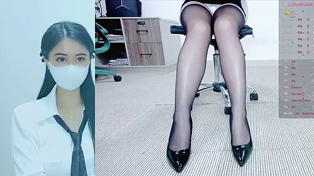 Snapshot of tt50256 chatting on 10.11.25 tt50256 online show from 10.11.25