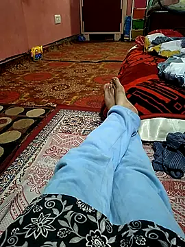 Snapshot of ohana143 chatting on 02.14.25 ohana143 online show from 02.14.25