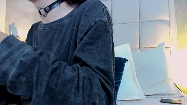 Hecatee 77 online show from 11.10.25