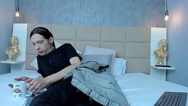 Hecatee 77 online show from 03.07.26