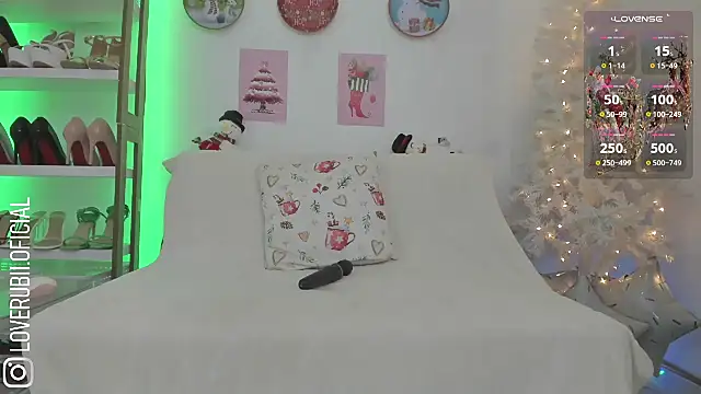 loverubii online show from 12.17.24