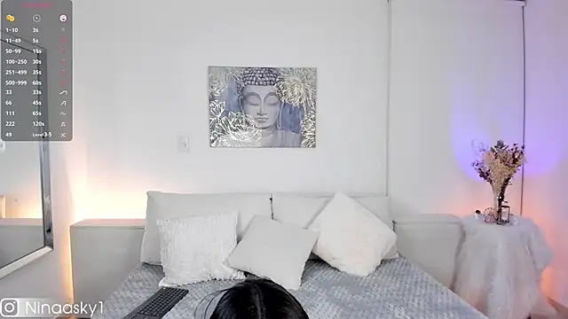 ninaa sky online show from 02.11.25