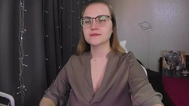 MissBrightShine online show from 02.14.26