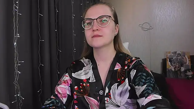 MissBrightShine online show from 02.18.26