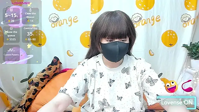 Snapshot of alonelove__ chatting on 04.23.26 alonelove online show from 04.23.26
